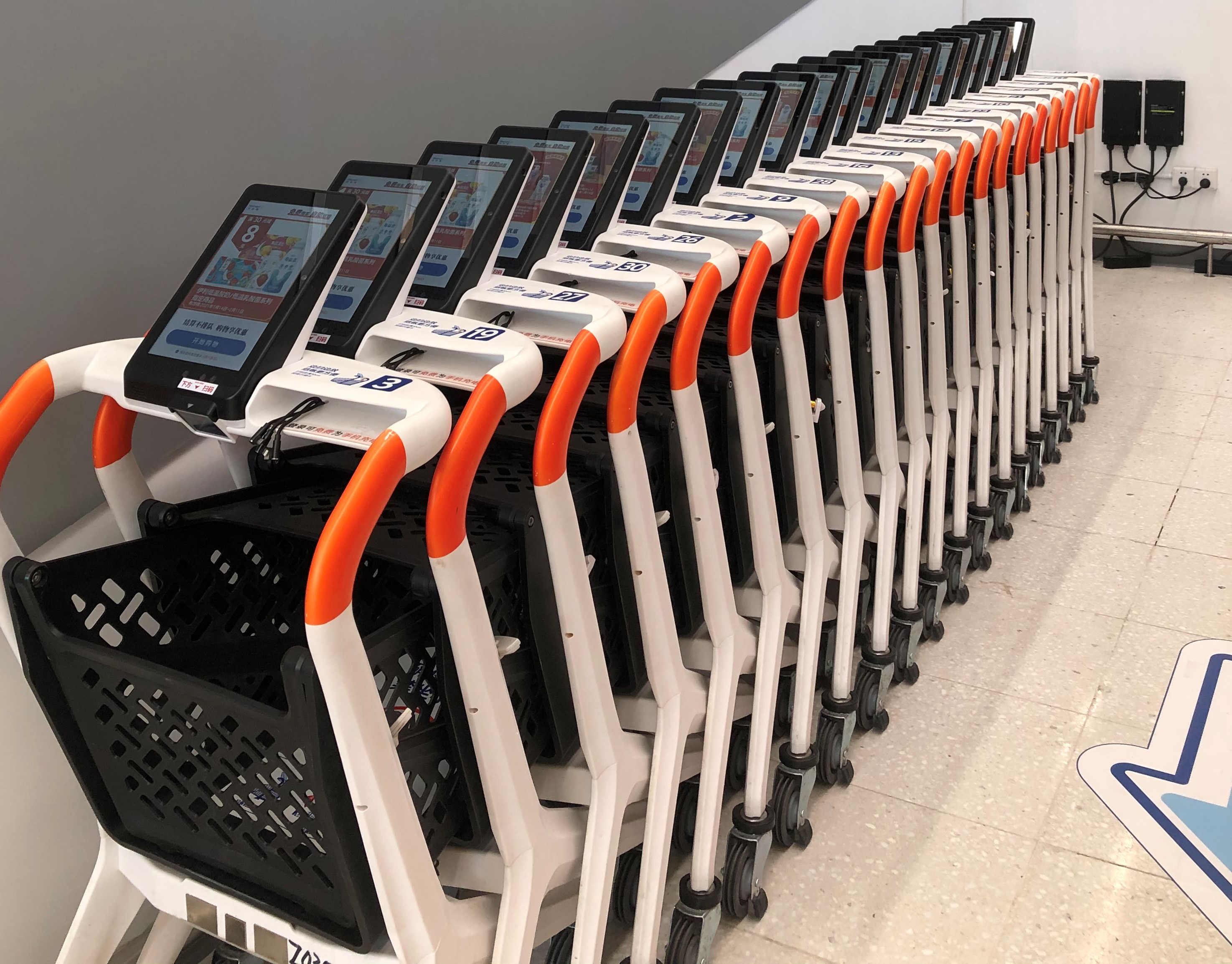 smart shopping cart deployed 